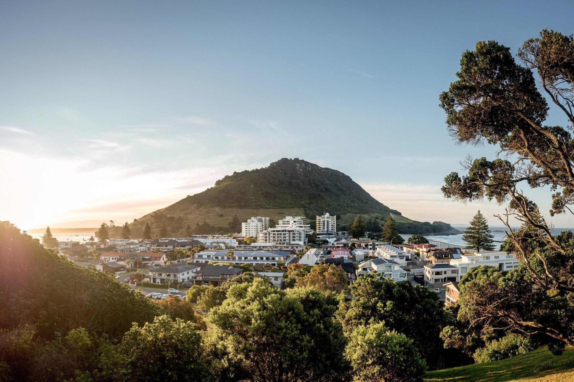 Oceanside Haven Resort With Luxury Sea Views Mount Maunganui Exterior photo